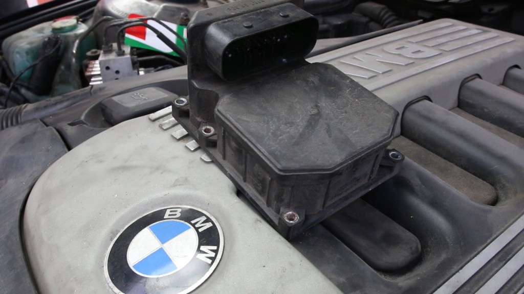 Demontaż sterownika ABS BMW E39 E60 Wysyłkowa Naprawa